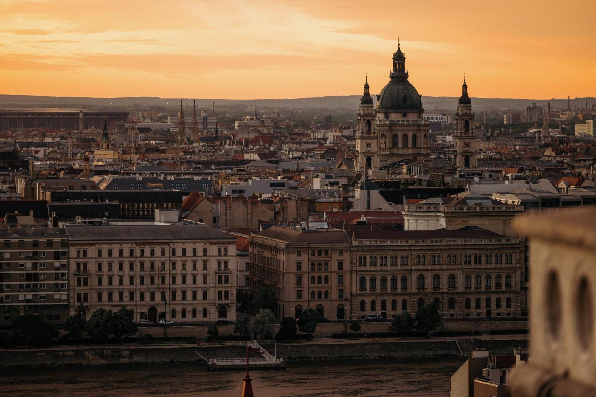 Central Kira Apartment Budapest Kültér fotó
