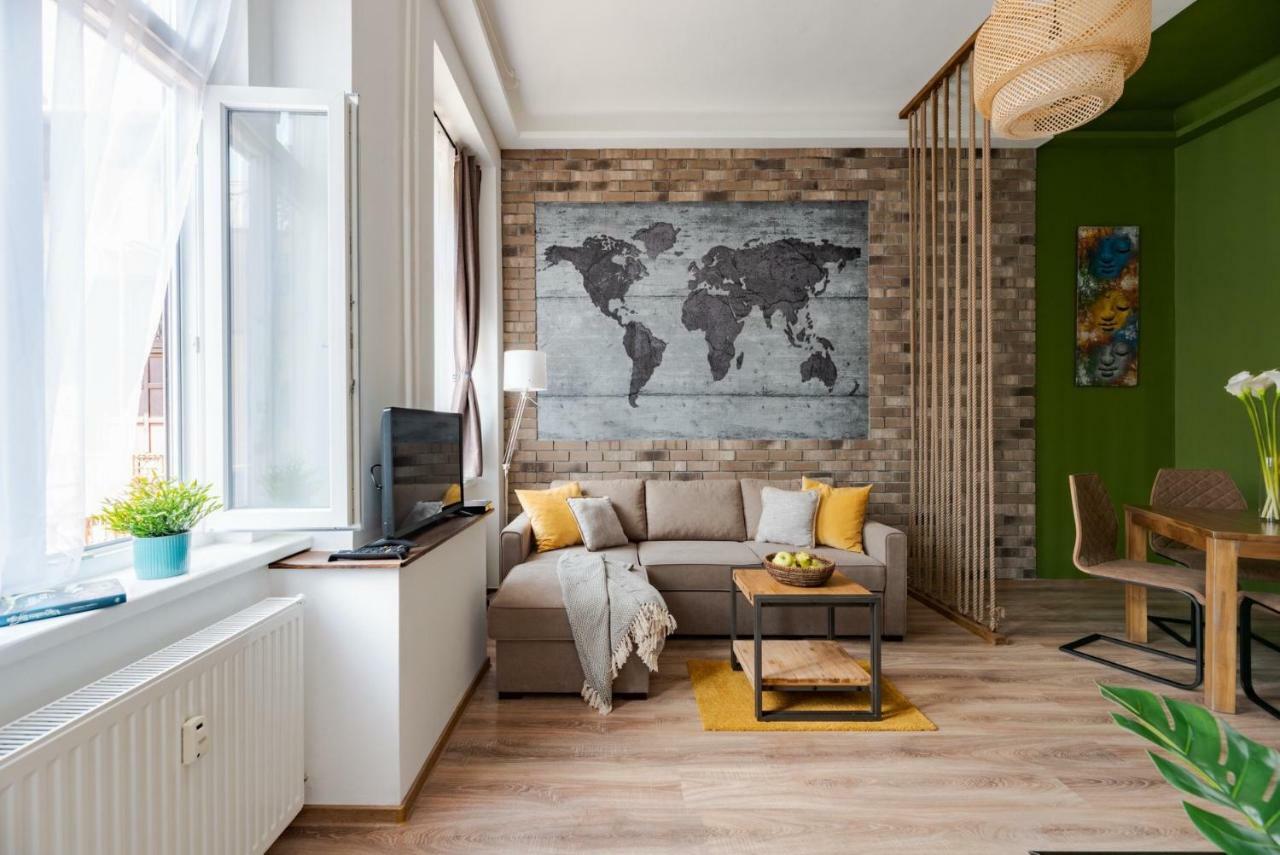 Central Kira Apartment Budapest Kültér fotó